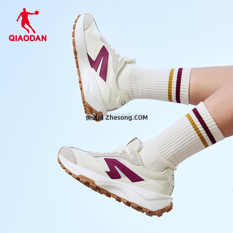 乔丹女鞋 密网独白4.0休闲鞋复古老爹鞋 象牙色/波尔多红 79元 - 折送网